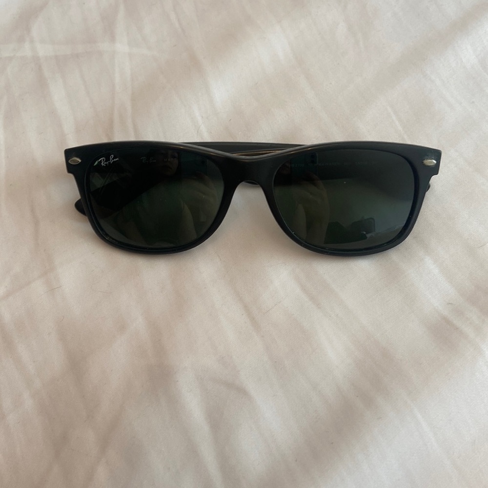 Ray ban sunglasses new wayfarer black